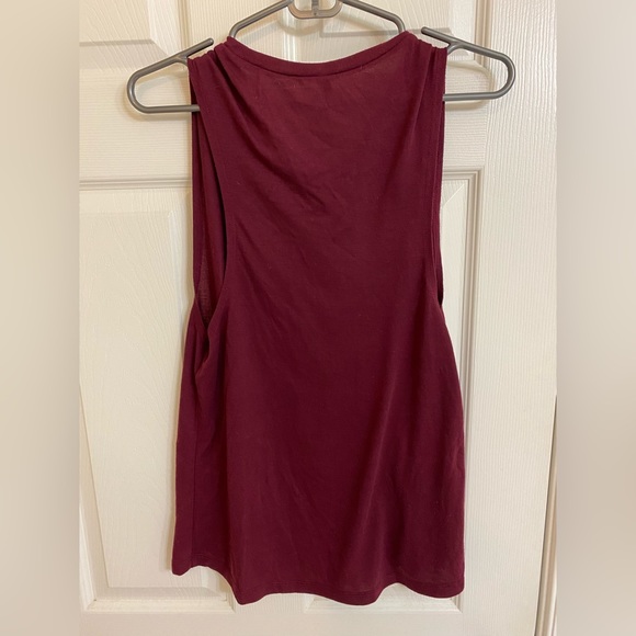 Burgundy Muscle Work Out T-Shirt - Picture 4 of 5